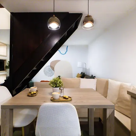 Downtown Museum Apartment