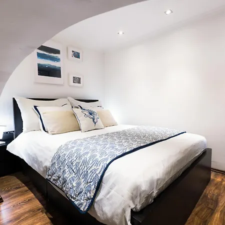 Апартаменты Downtown Museum