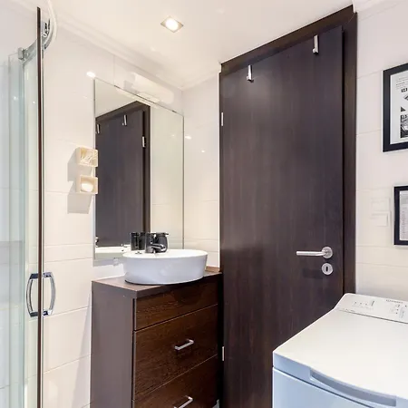 Апартаменты Downtown Museum *